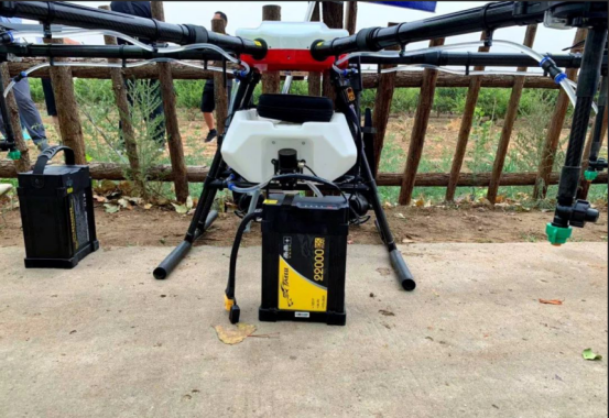 多軸農(nóng)用無人機(jī)及tattu電池 多軸農(nóng)用無人機(jī)及tattu電池