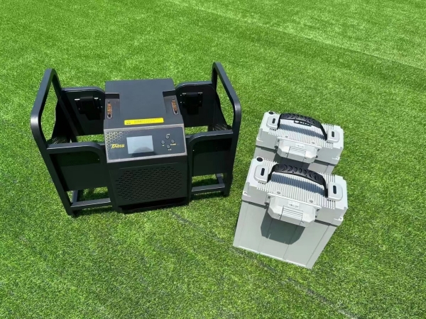 無(wú)人機(jī)電池充電器 無(wú)人機(jī)電池充電器