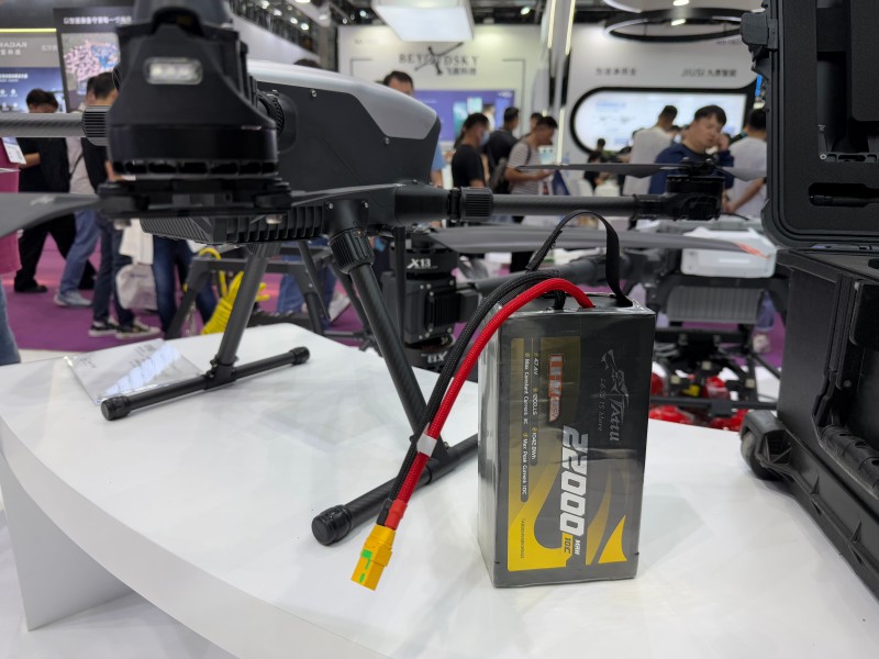 4.45V超高壓電池